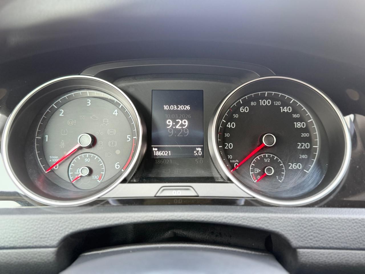 Volkswagen Golf 1.6 TDI DSG 5p. Highline ok neopatentati