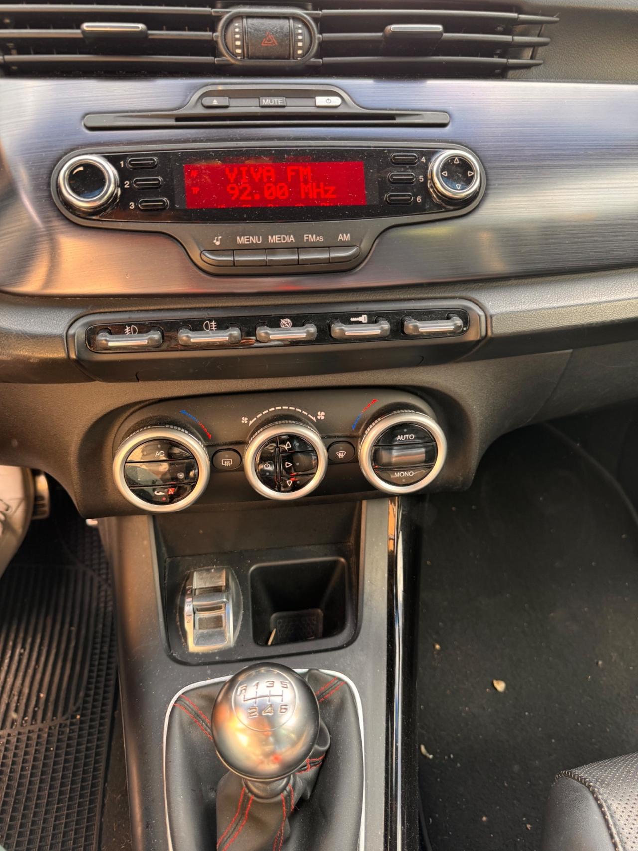 Alfa Romeo Giulietta 2.0 JTDm-2 140 CV Exclusive