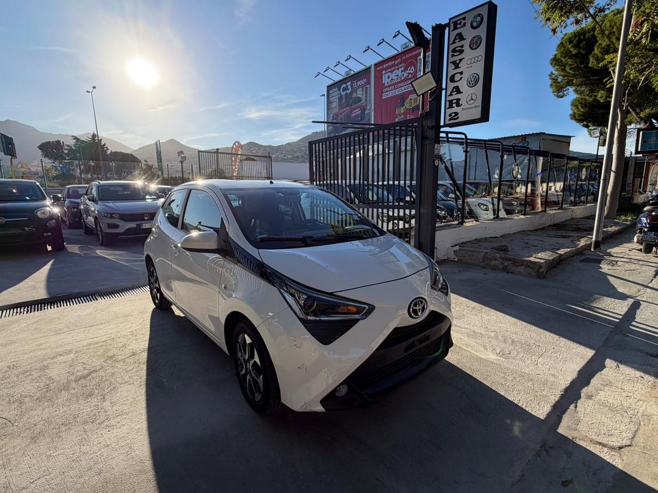 Toyota Aygo 1.0 VVT-i 69 CV 5 porte x-clusiv