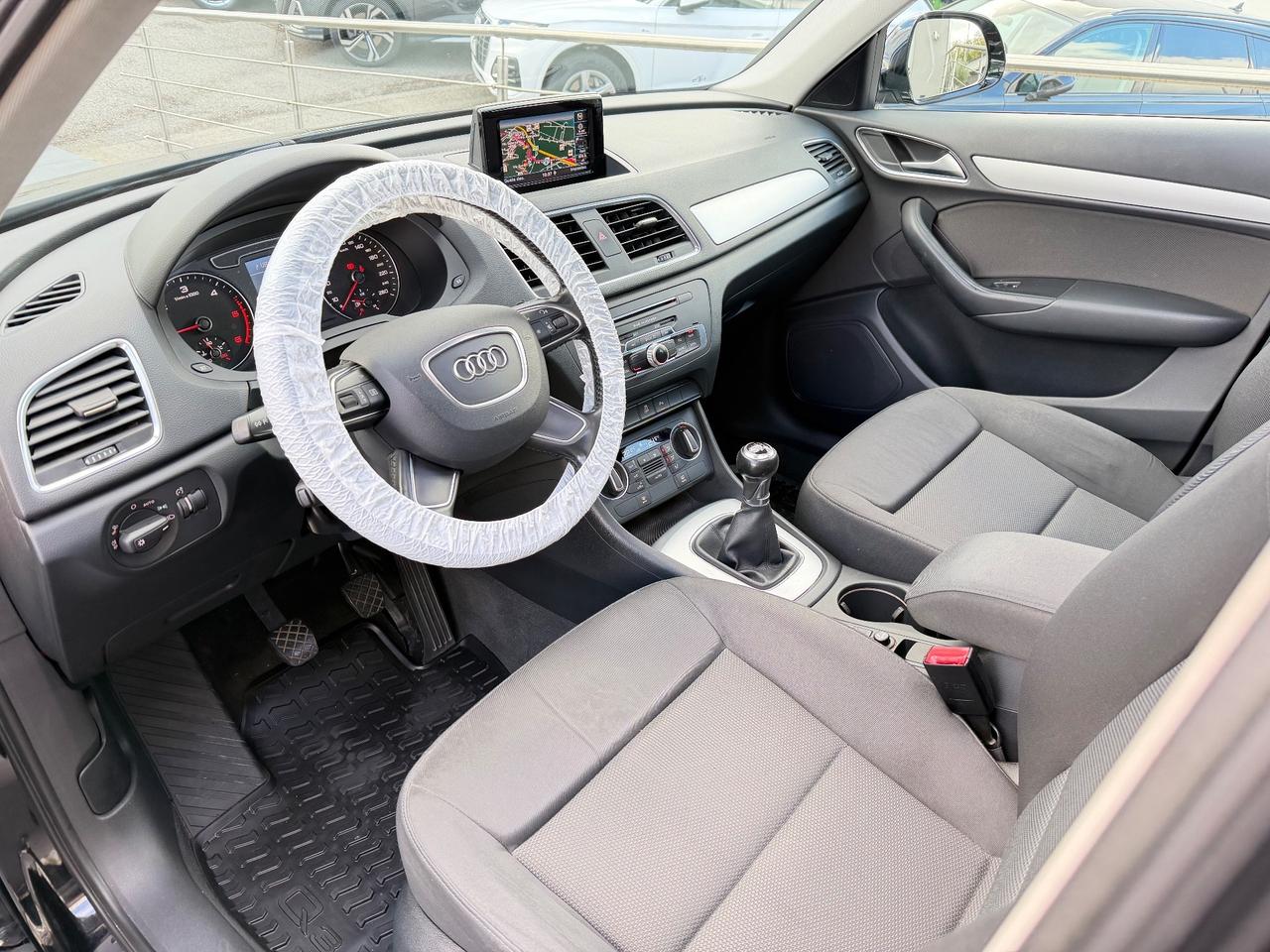Audi Q3 2.0 TDI 120 CV S tronic Design tetto apribile