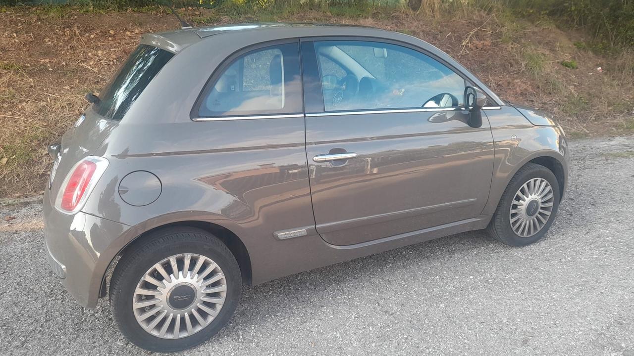 Fiat 500 LOUNGE