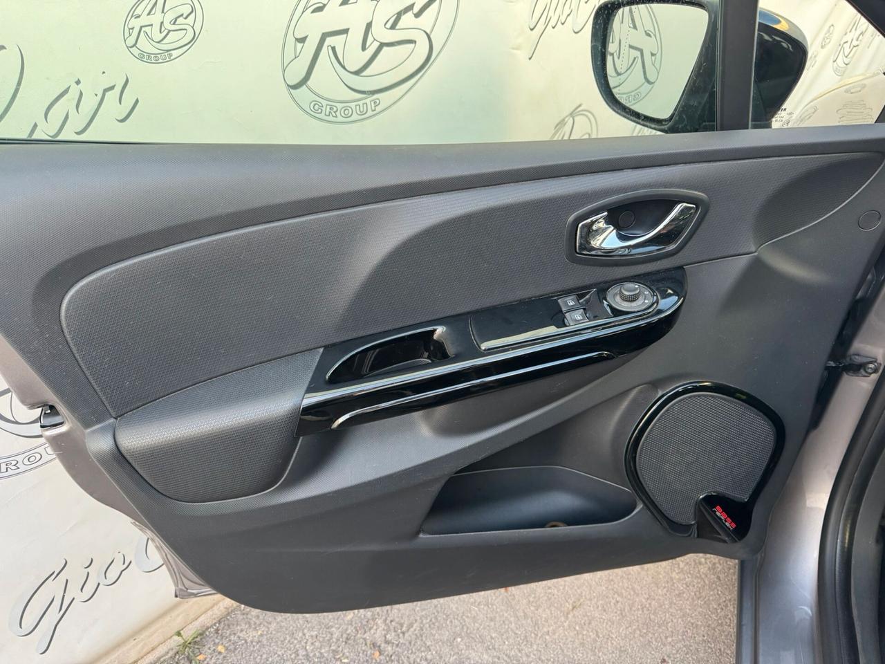 Renault Clio 1.2 75CV GPL Live Sporter