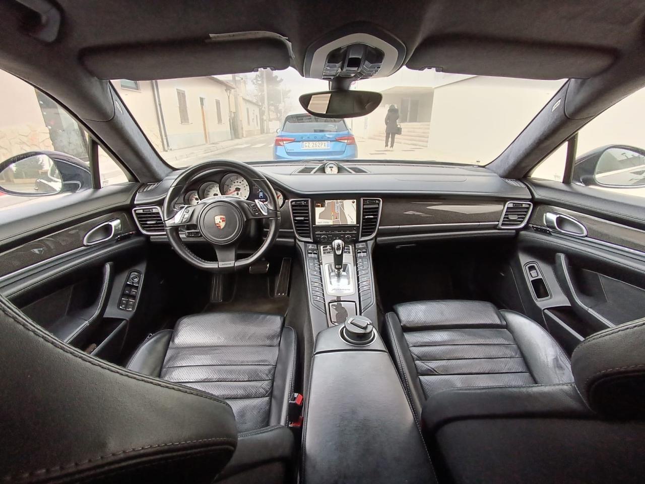 Porsche Panamera 4.8 Turbo