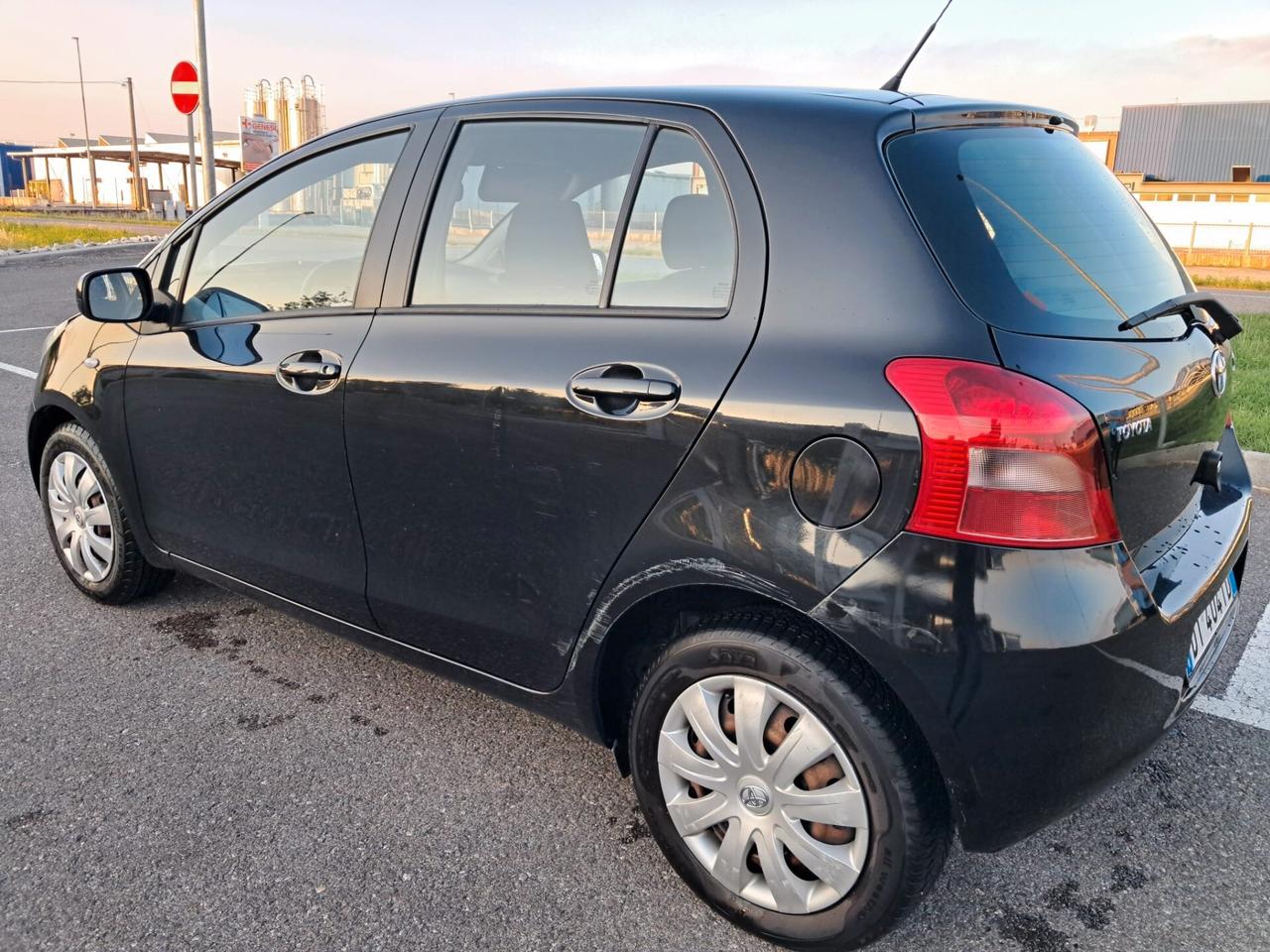 Toyota Yaris 1.3 5 porte Navi benzina neopatentati