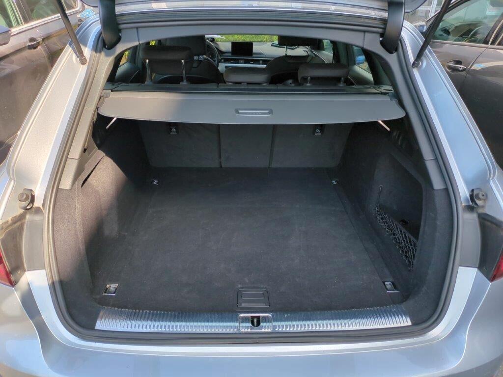 Audi A4 2.0 TDI 150cv *FULL OPT.-LED* da VETRINA