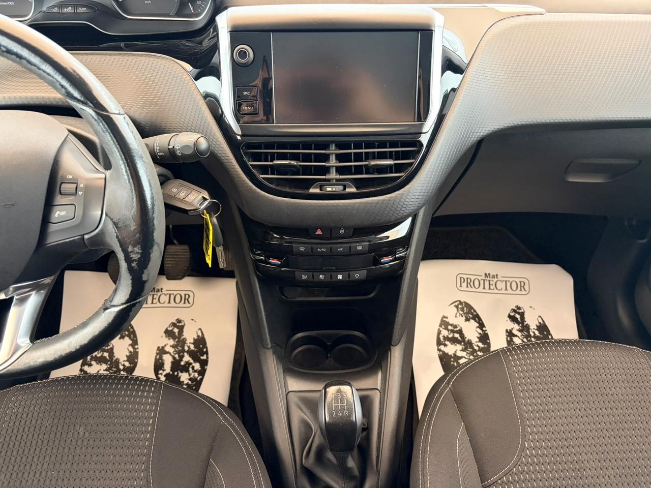 Peugeot 208 BlueHDi 75CV 5 porte Allure - NEOPATENTATI