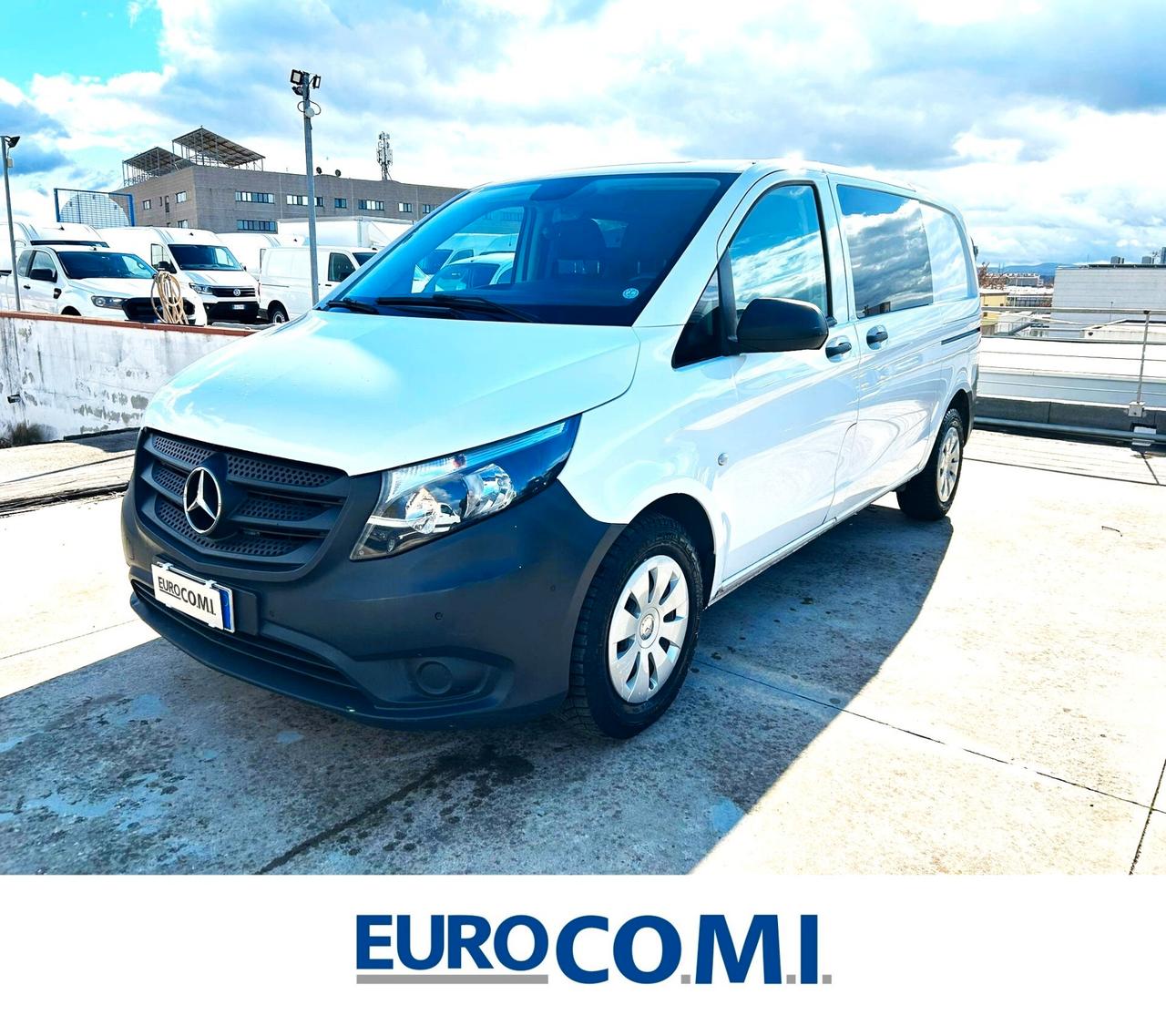 Mercedes Benz Vito Mixto Autocarro 6 posti