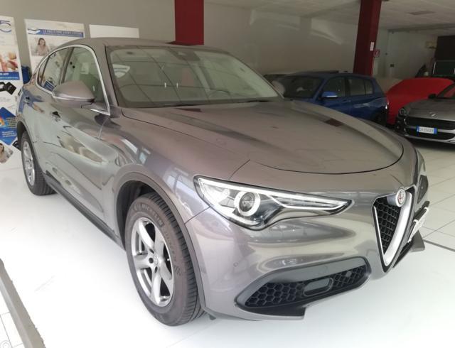 ALFA ROMEO Stelvio 2.0 Turbo 200 CV AT8 Q4 Super