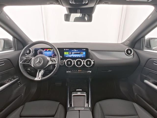 MERCEDES-BENZ GLA 180 d Automatic Progressive Advanced