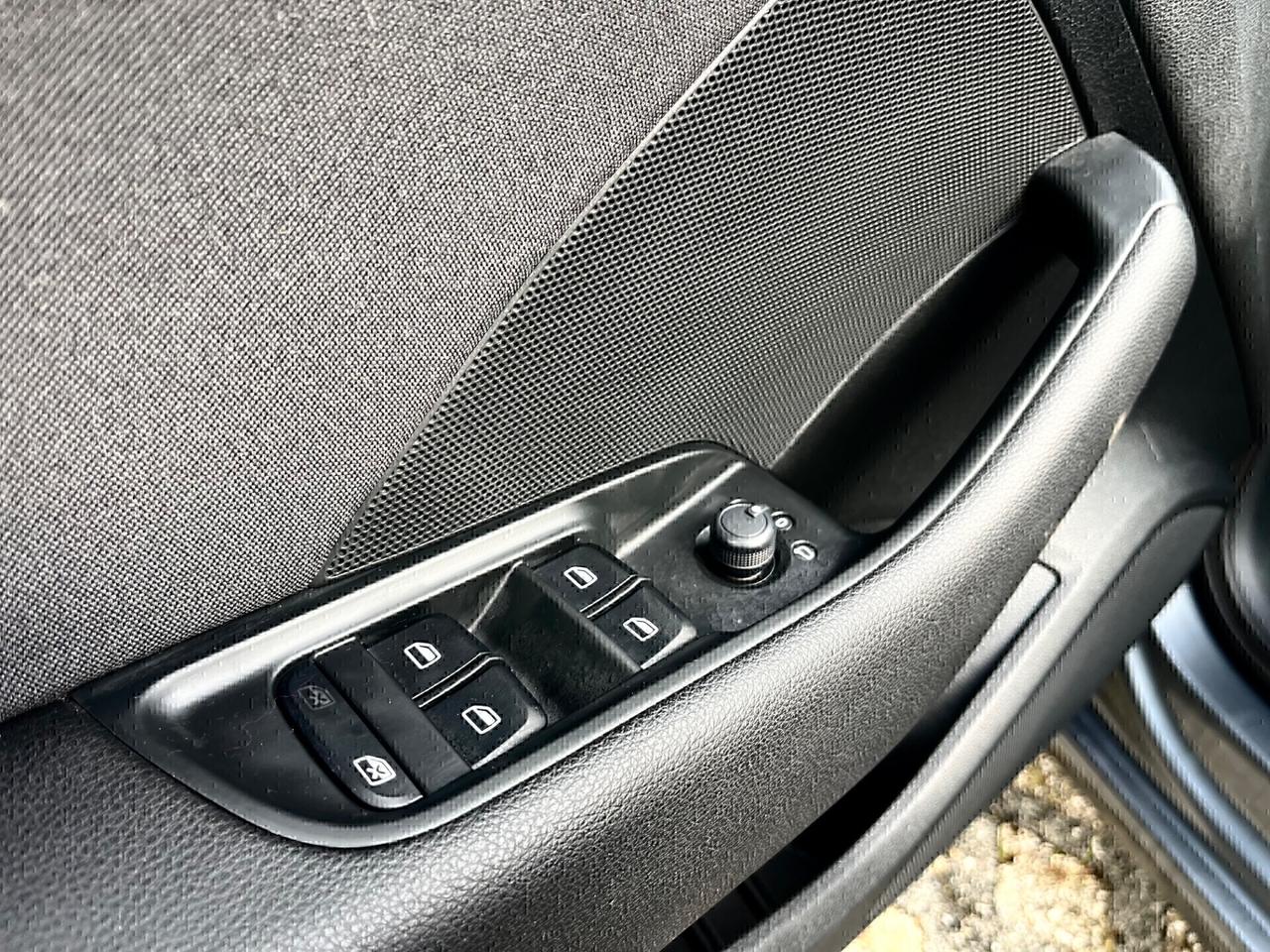 Audi A3 SPB 1.6 TDI (110cv)*XENO*NAVI*SEDILI RISCALDABILI