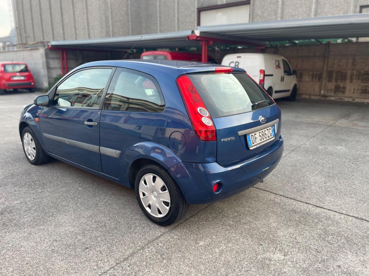 Ford Fiesta 1.2 16V 3p. Ghia