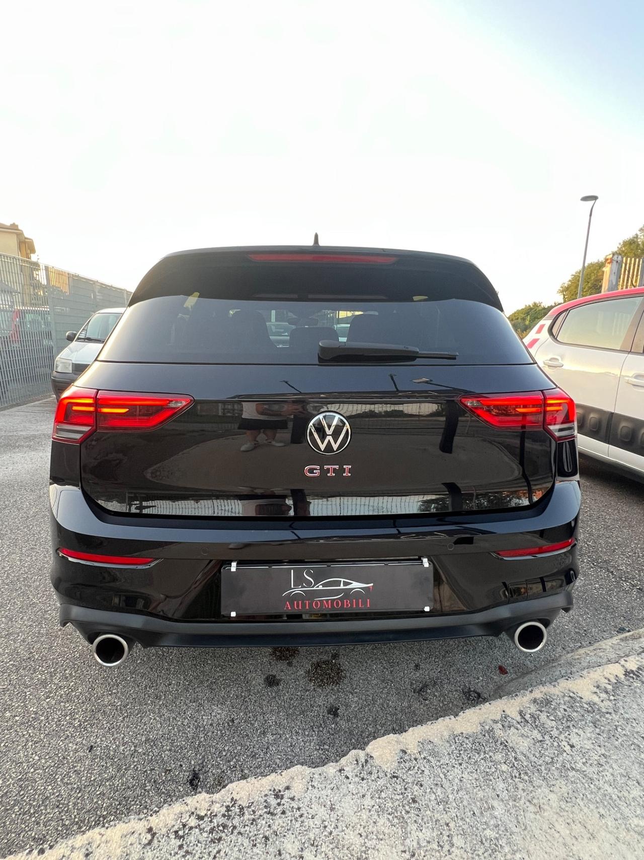 Volkswagen Golf GTI 2.0 TSI DSG