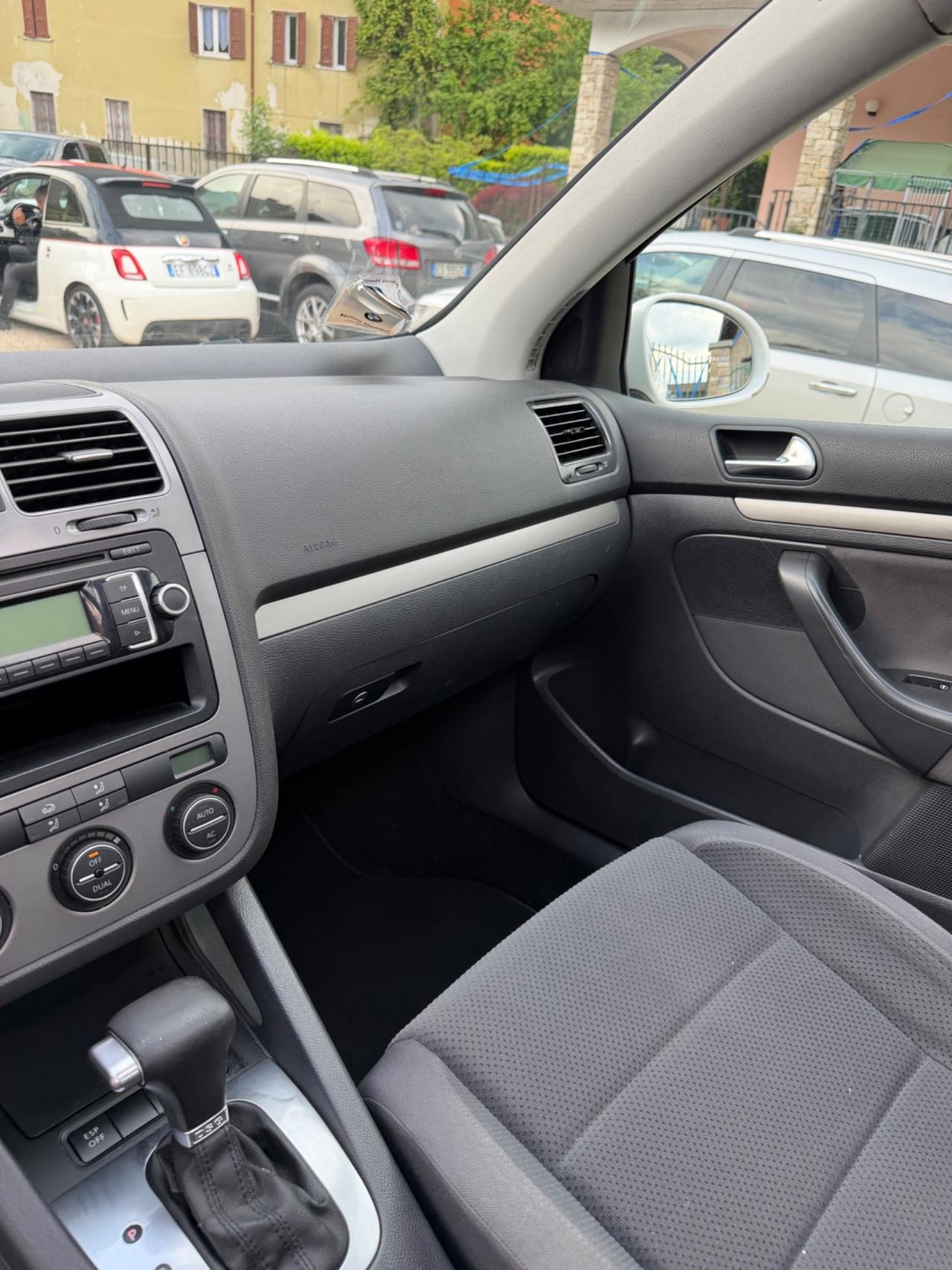 Volkswagen GOLF TSI AUTO TETTO 5p. SPORTLINE KMCERT