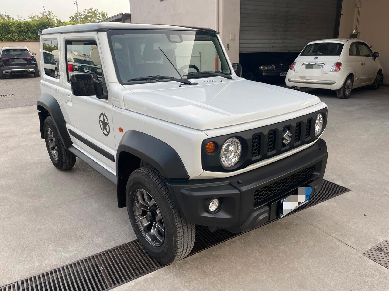 Suzuki Jimny 1.5 5MT Top