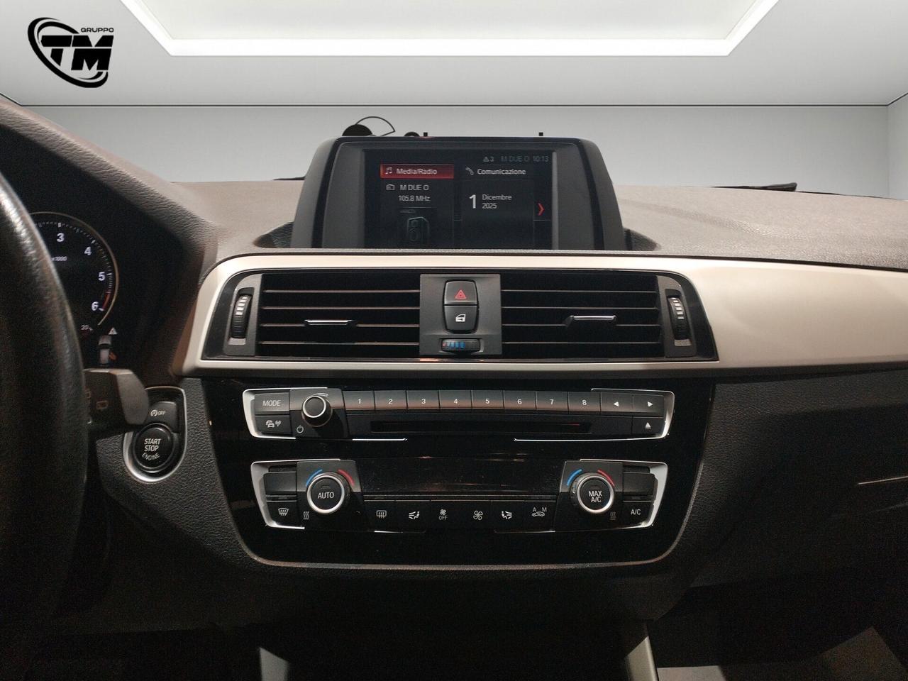 BMW 118 d Sport 5p auto