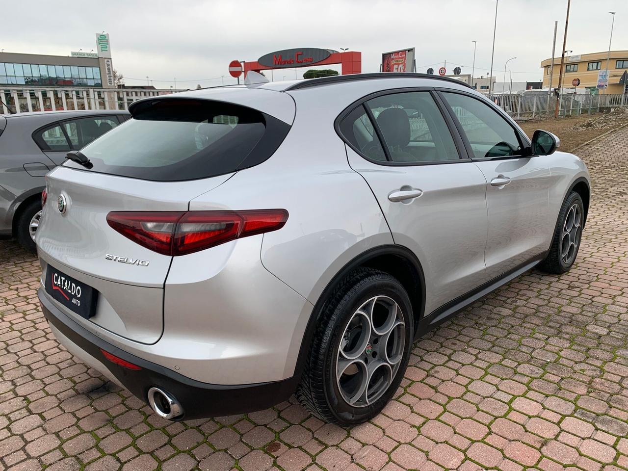 Alfa Romeo Stelvio 2.2 Turbodiesel 210 CV AT8 Q4 Super