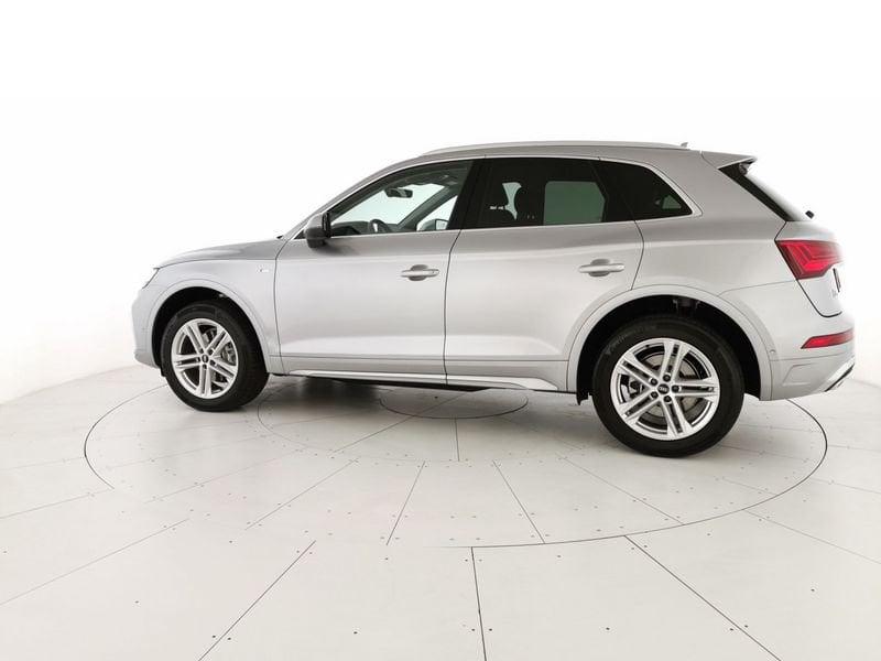 Audi Q5 NUOVA quat. TDI2,0 L4150 A7