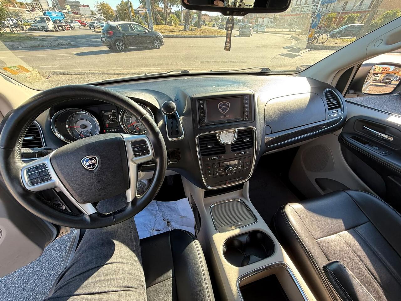 LANCIA VOYAGER 7POSTI 2.8TDI 163CV AUTOMATICA