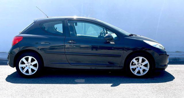PEUGEOT 207 1.6 HDi 90CV 3p. Energie ADATTA NEOPATENTATI