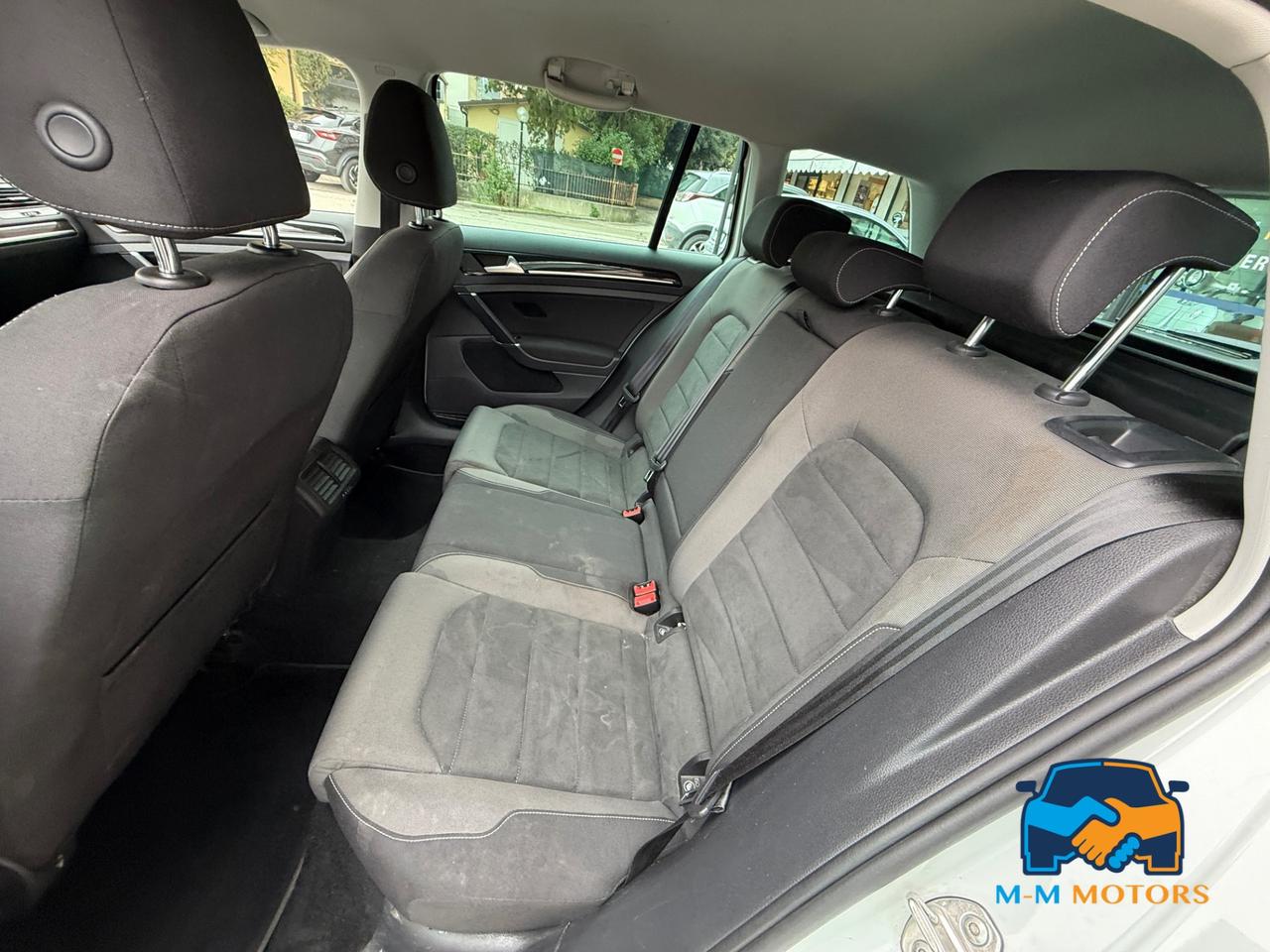 Volkswagen Golf Variant 1.5 tgi Executive 130cv