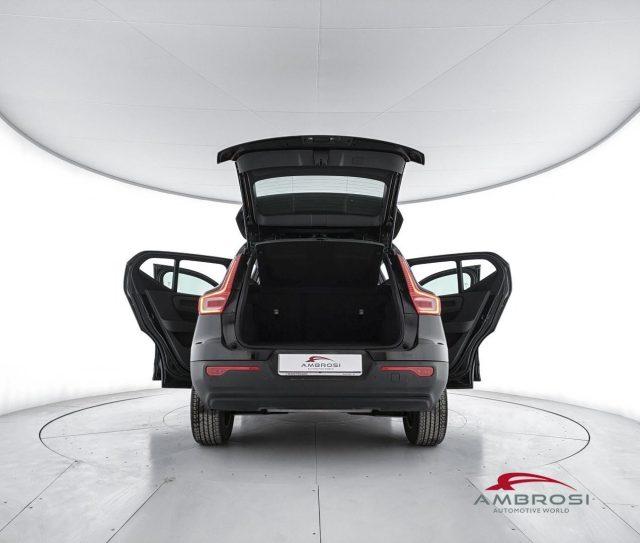 VOLVO XC40 D3 AWD Geartronic Momentum