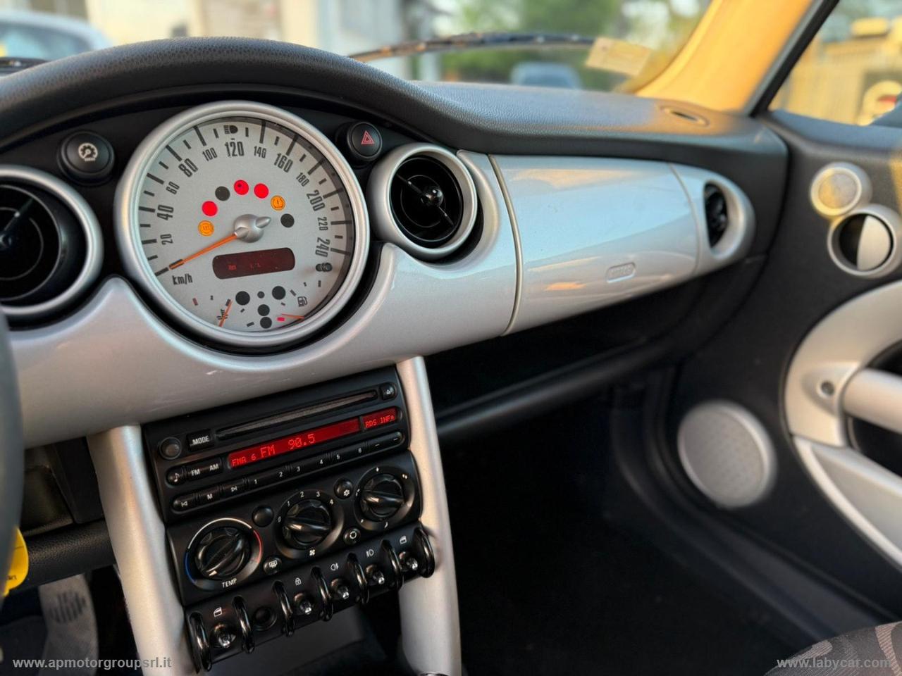 MINI Mini 1.6016V One de luxe