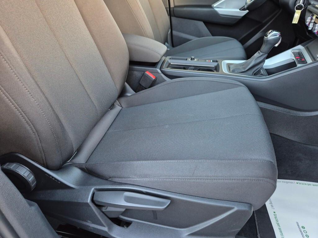 Audi Q3 2.0 TDI 150CV S-tronic BUSINESS