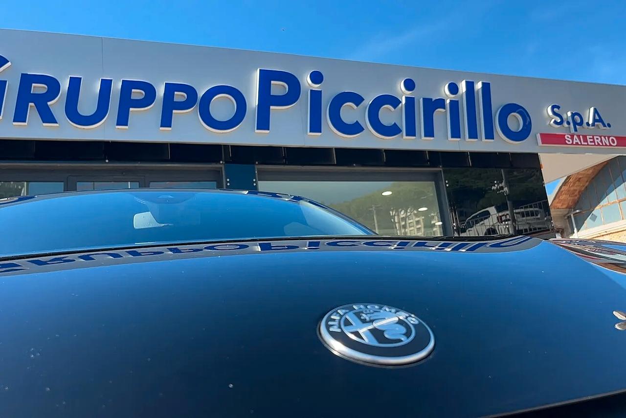 Alfa Romeo Junior 1.2 136 CV Hybrid eDCT6 Speciale