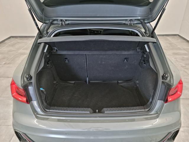 AUDI A1 SPB 25 TFSI S tronic Identity Black SLINE