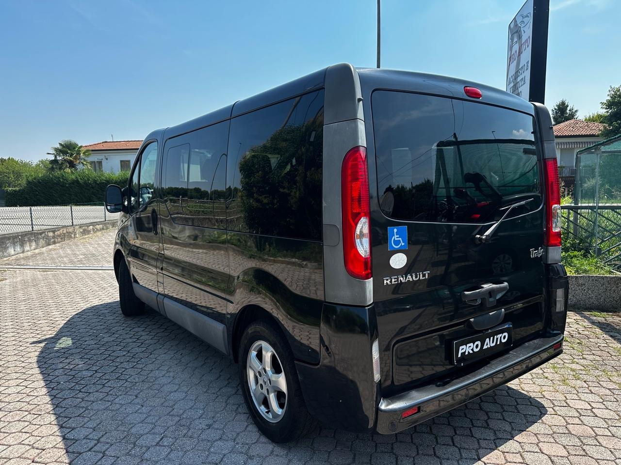 Renault Trafic T29 2.5 dCi OMOLOFATO PER DISABILI