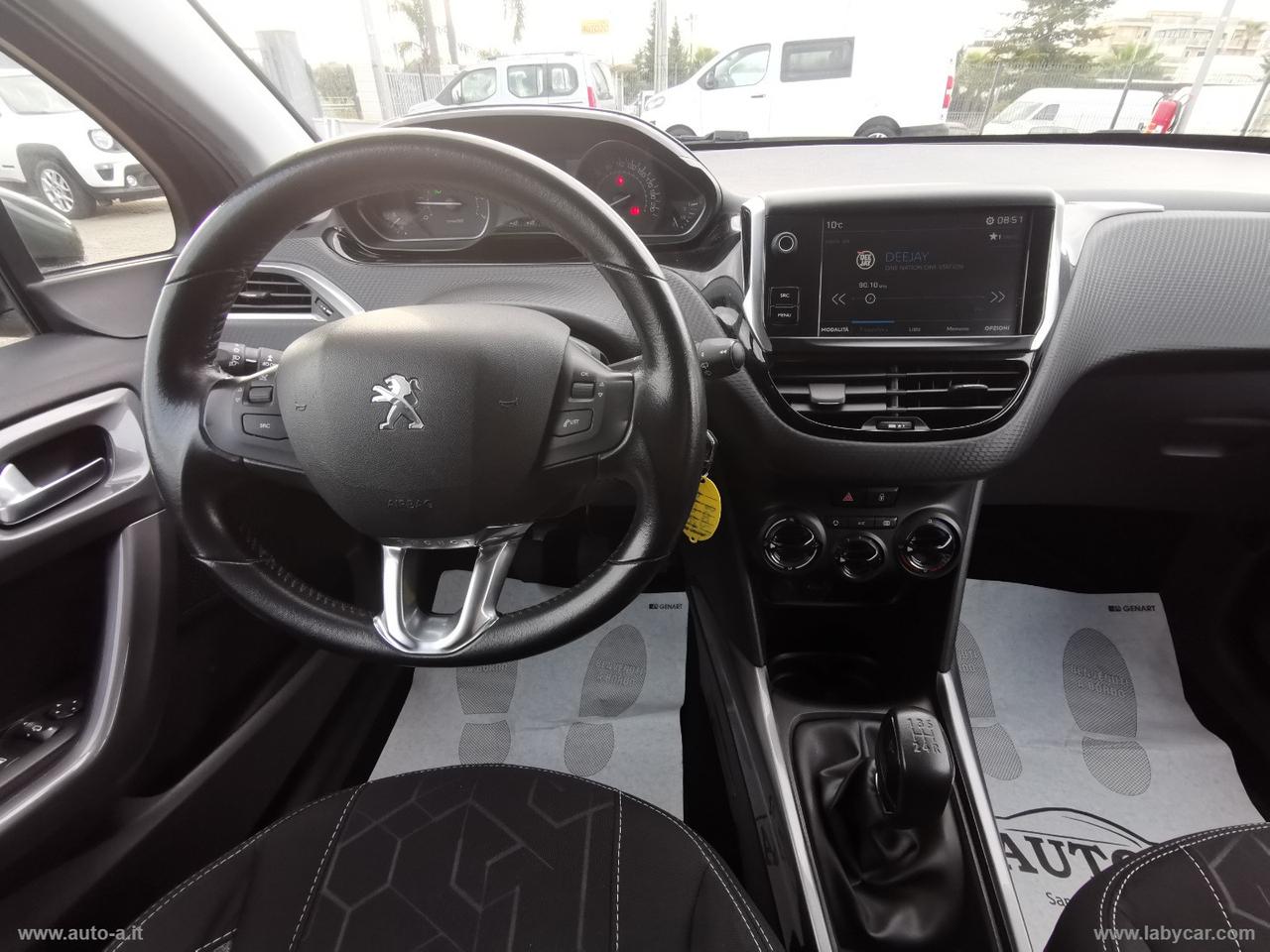PEUGEOT 2008 PureTech 82 Active