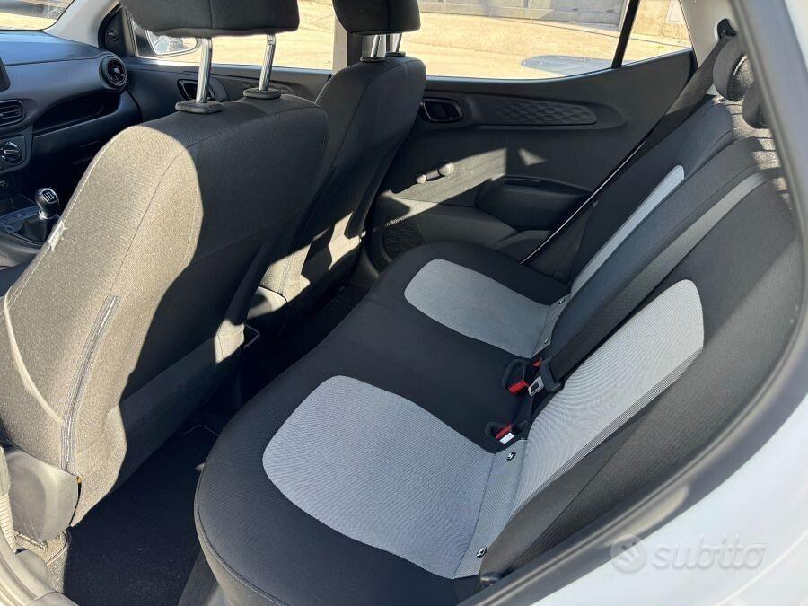 Hyundai i10 1.0 gpl connectline certificata italia