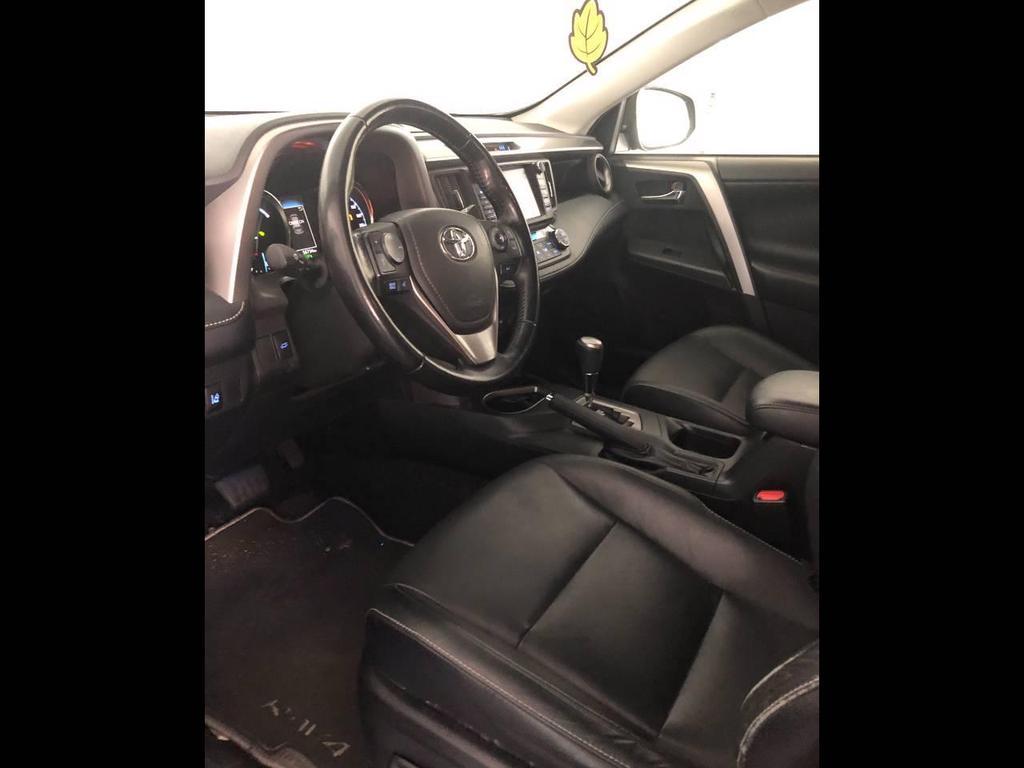 Toyota RAV4 5 Porte 2.5 VVT-i Hybrid Lounge 2WD E-CVT