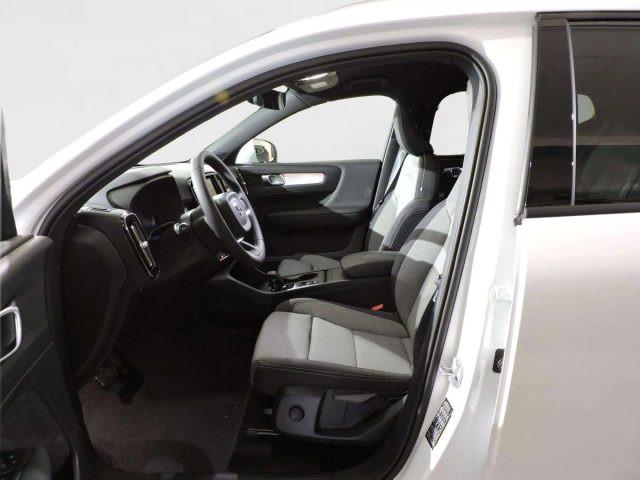 VOLVO XC40 B3 CORE AUTOMATICA KM0