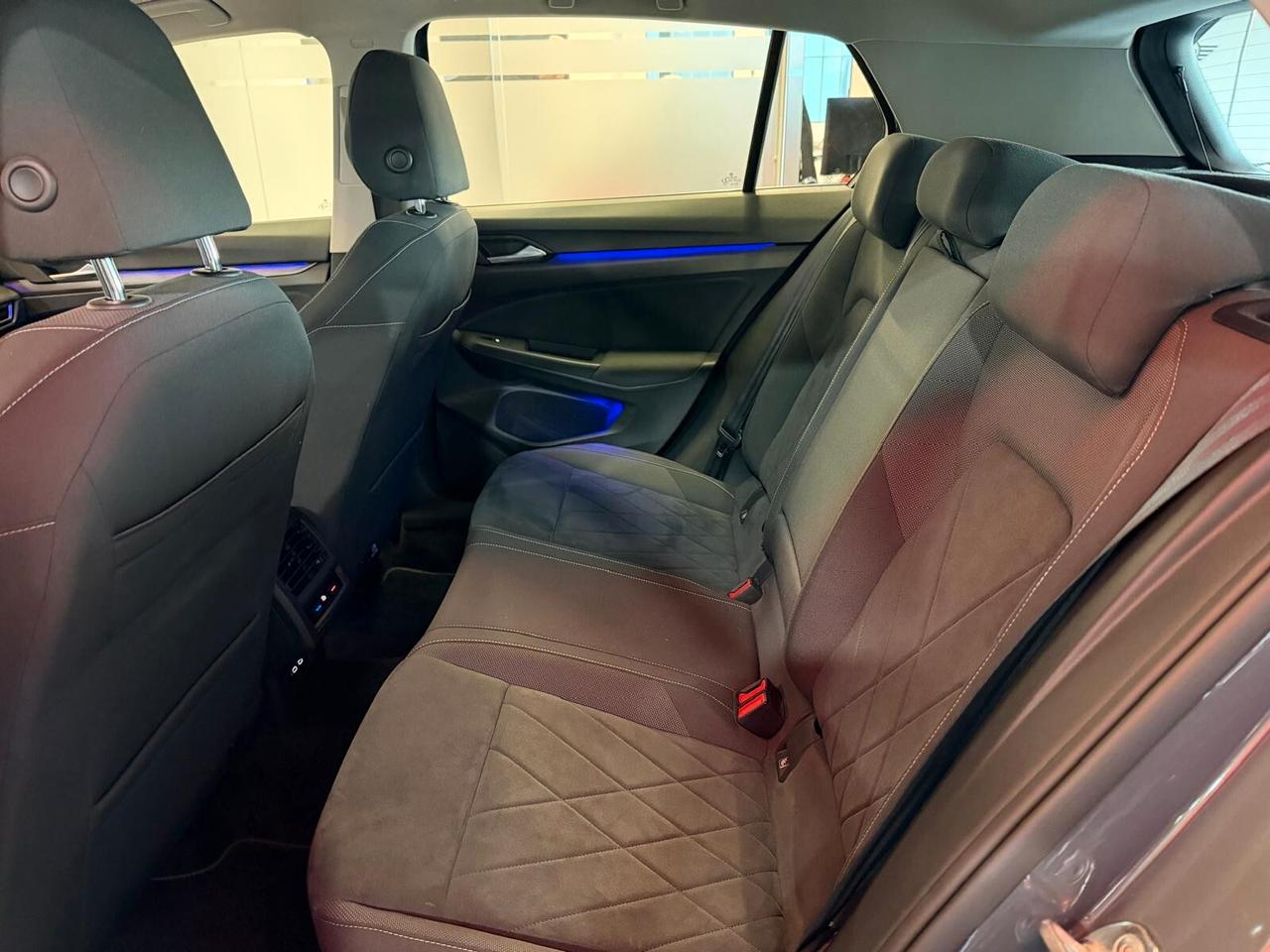 Volkswagen Golf 1.5 TGI DSG Style