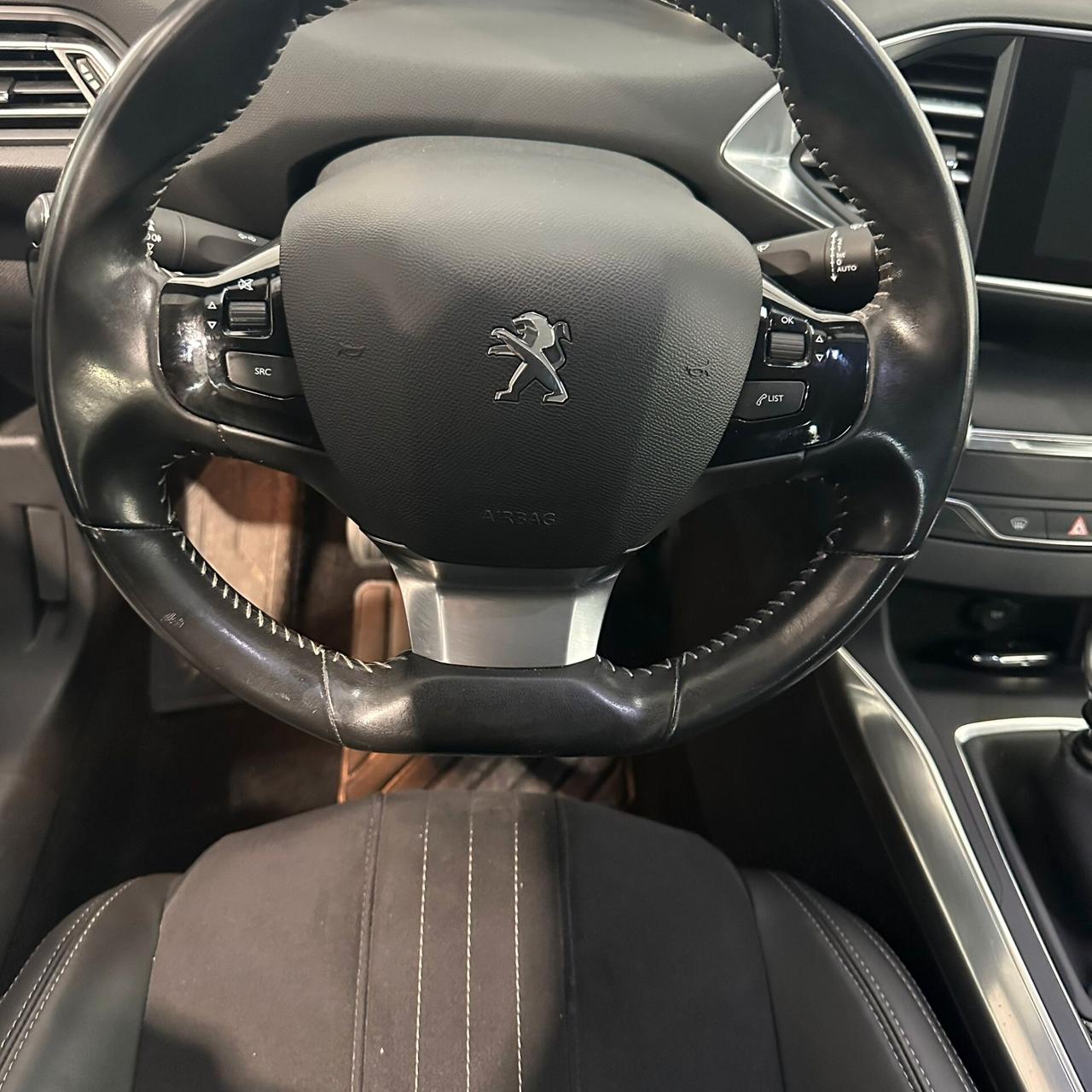 Peugeot 308 PureTech Turbo 130 S&S Allure