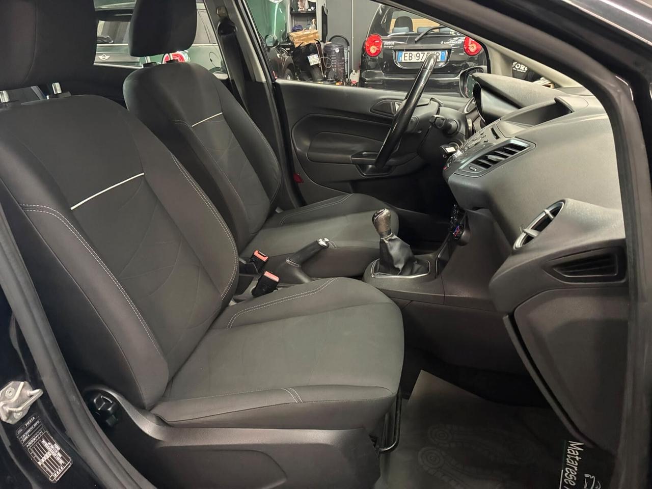 Ford Fiesta 1.2 60CV 5 porte Black & White Edition
