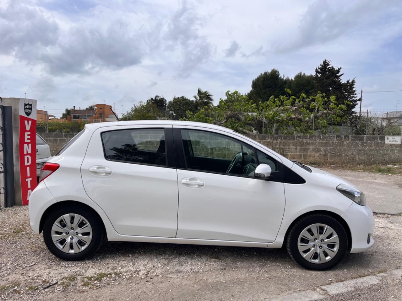 Toyota Yaris 1.4 D-4D 5 porte Active