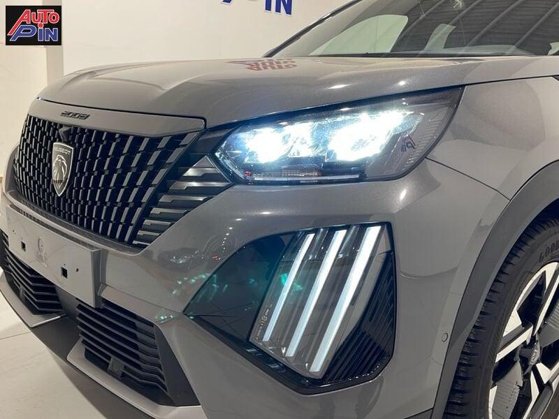 Peugeot 2008 2008 PureTech 100 S&S Allure Camera frontale