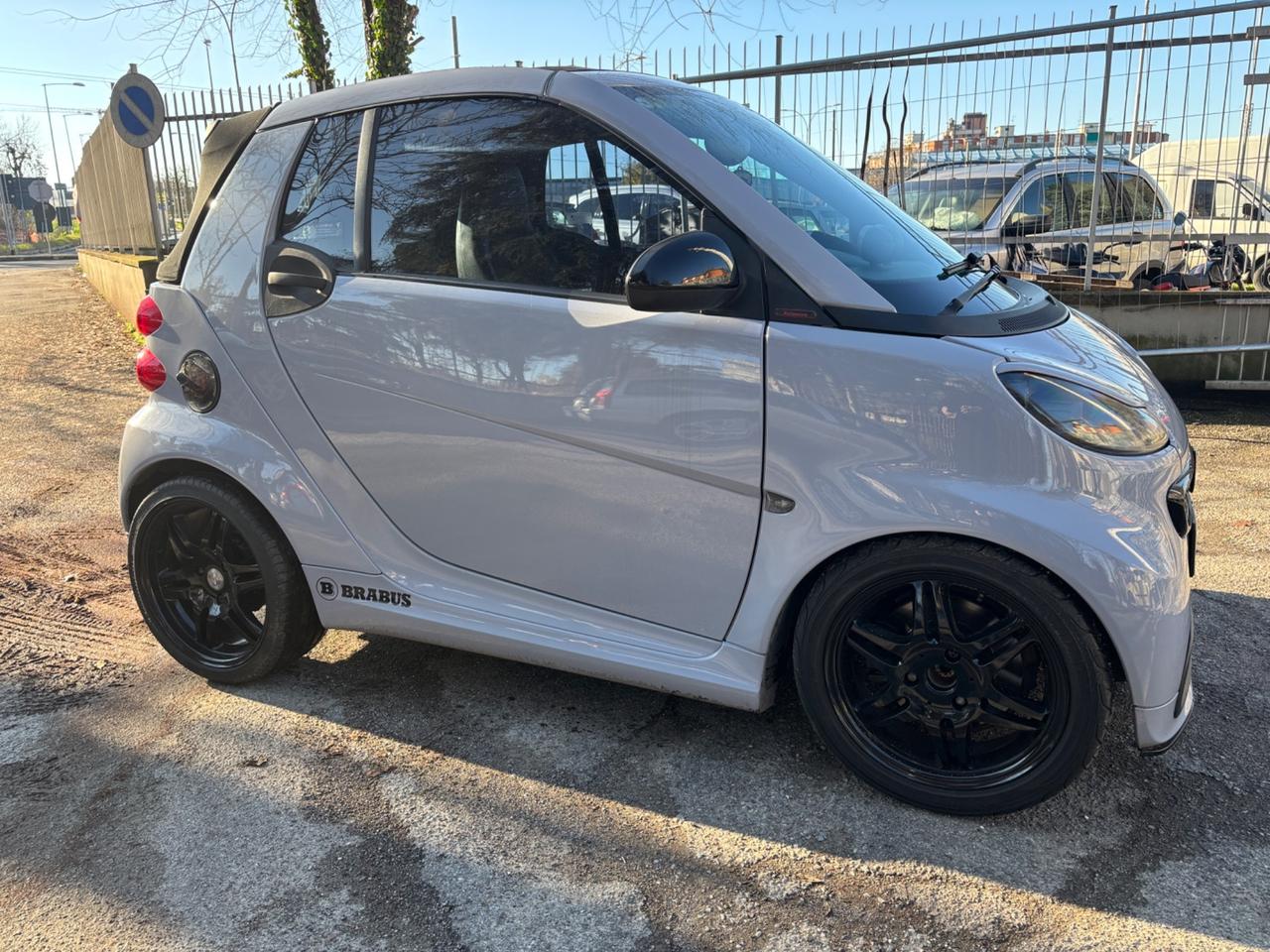 Smart ForTwo 1000 72 kW cabrio BRABUS Xclusive