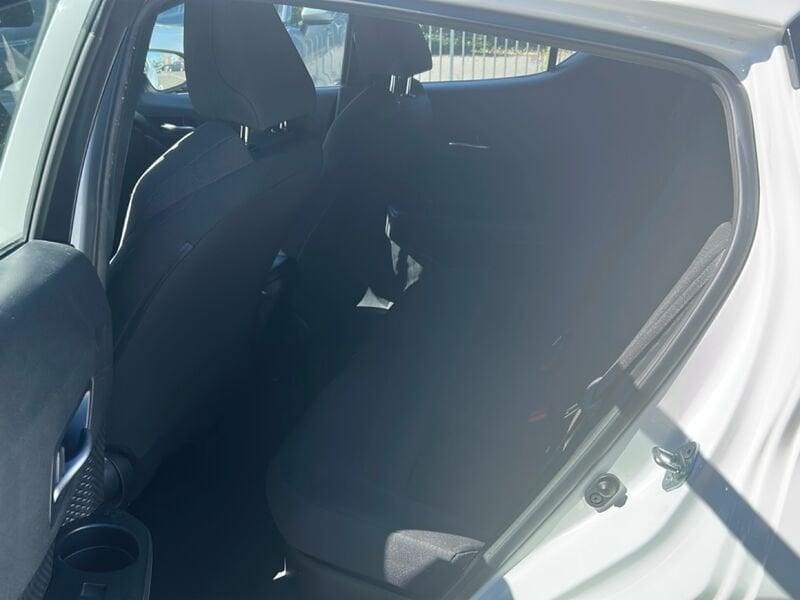 Toyota C-HR 1.8H (122CV) E-CVT Active