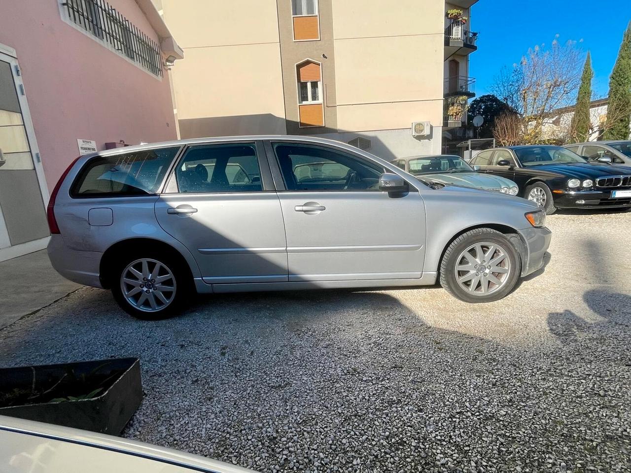 Volvo V50 2.0 D Momentum RESTYLING CINGHIA SOSTITUITA