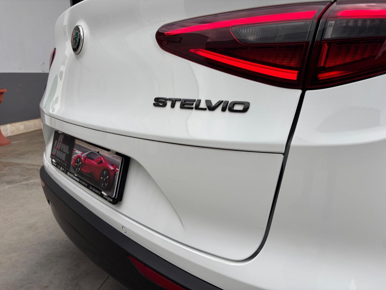 Alfa Romeo Stelvio 2.2 Turbodiesel 190 CV AT8 Q4 Sprint