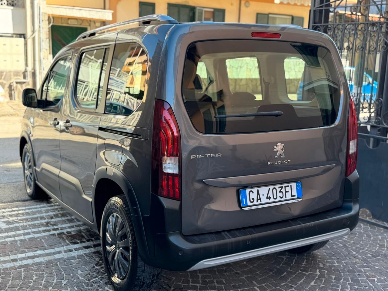 Peugeot Rifter BlueHDi 130 S&S EAT8 Allure Standard