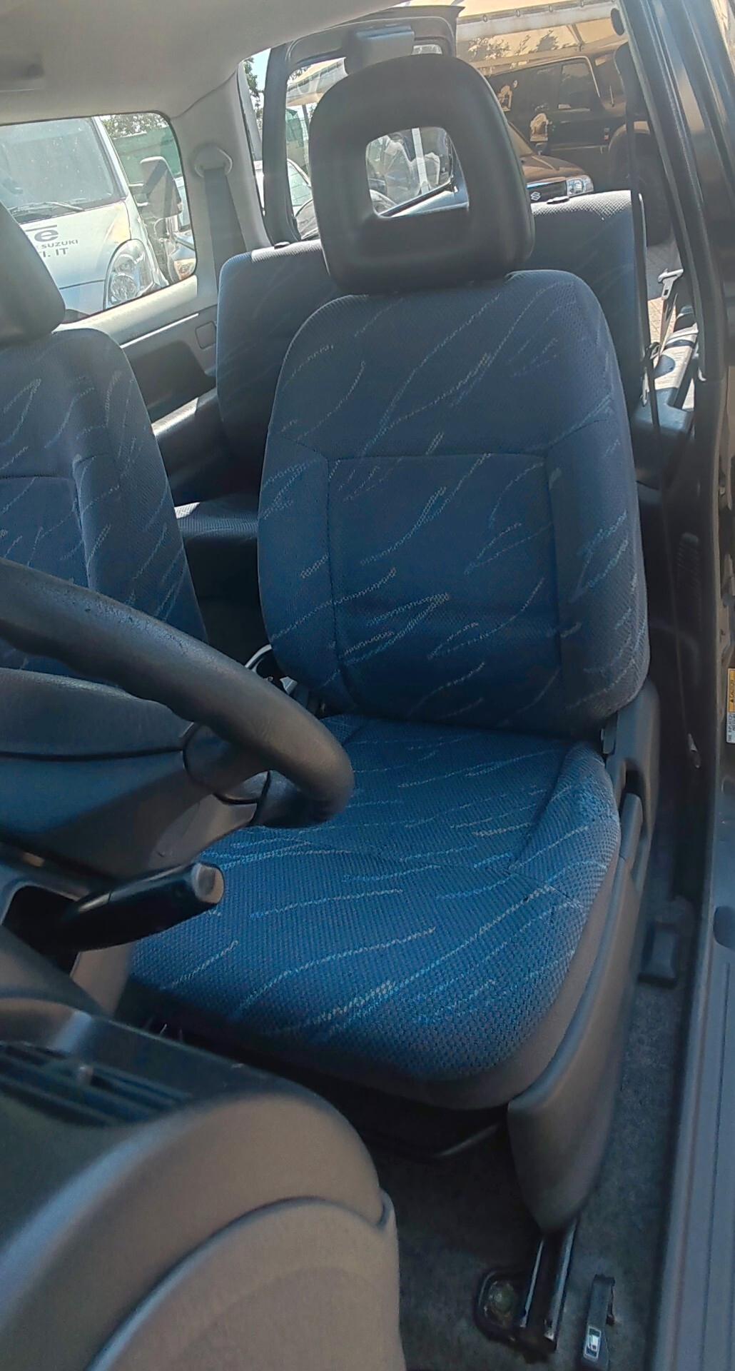 Suzuki Jimny 1.3i 16V cat 4WD JLX
