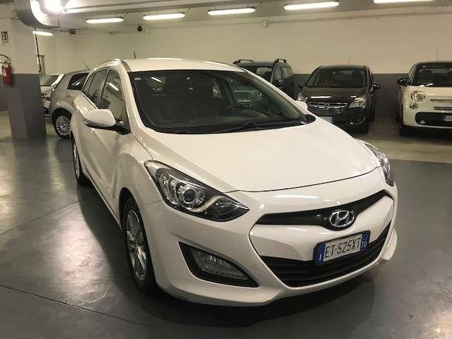 Hyundai i30 i30 Wagon 1.6 crdi Classic 110cv FRIZIONE NUOVA