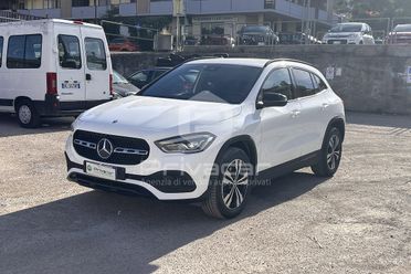 MERCEDES GLA 200 d Automatic Sport