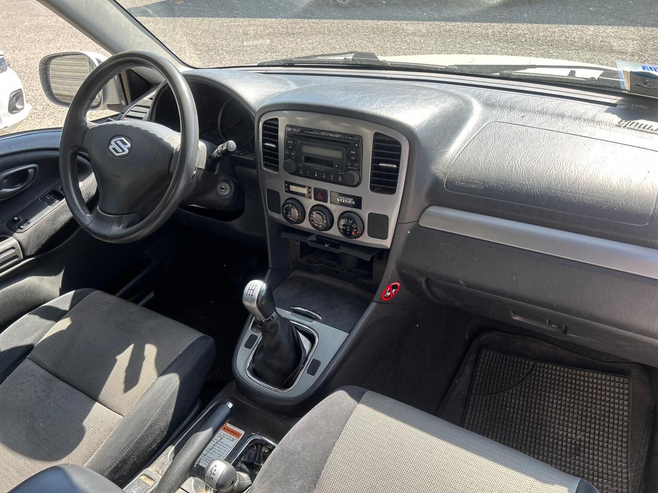 Suzuki Grand Vitara 1.6i 16V cat 3 porte