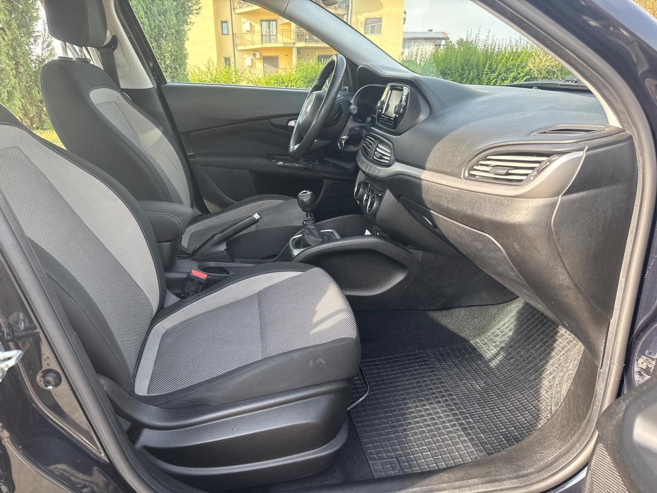 Fiat Tipo 1.6 Mjt 4 porte Opening Edition