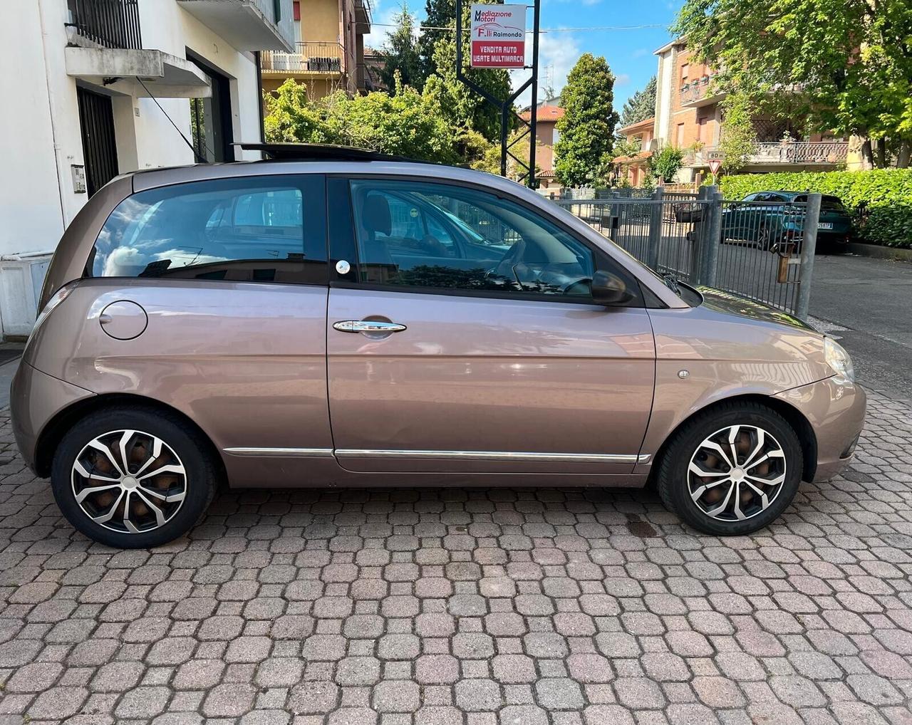 Lancia Ypsilon SCADENZA REVISIONE BOMBOLE GPL 2032